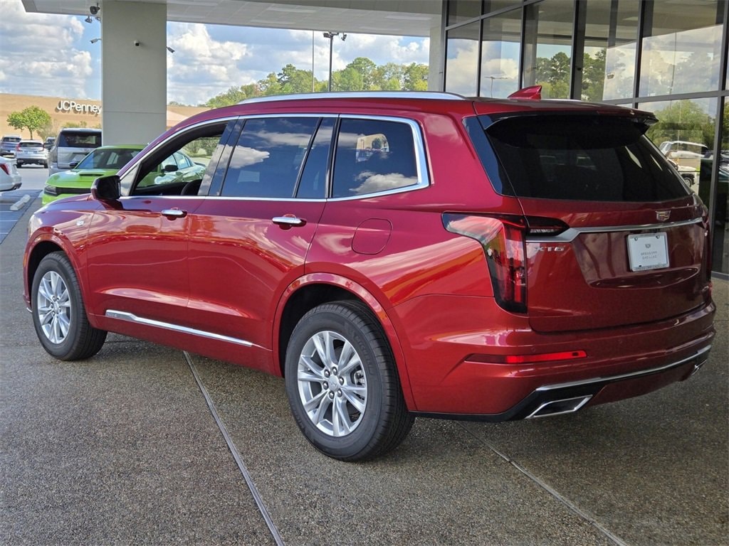 New 2025 CADILLAC XT6 Luxury SUV