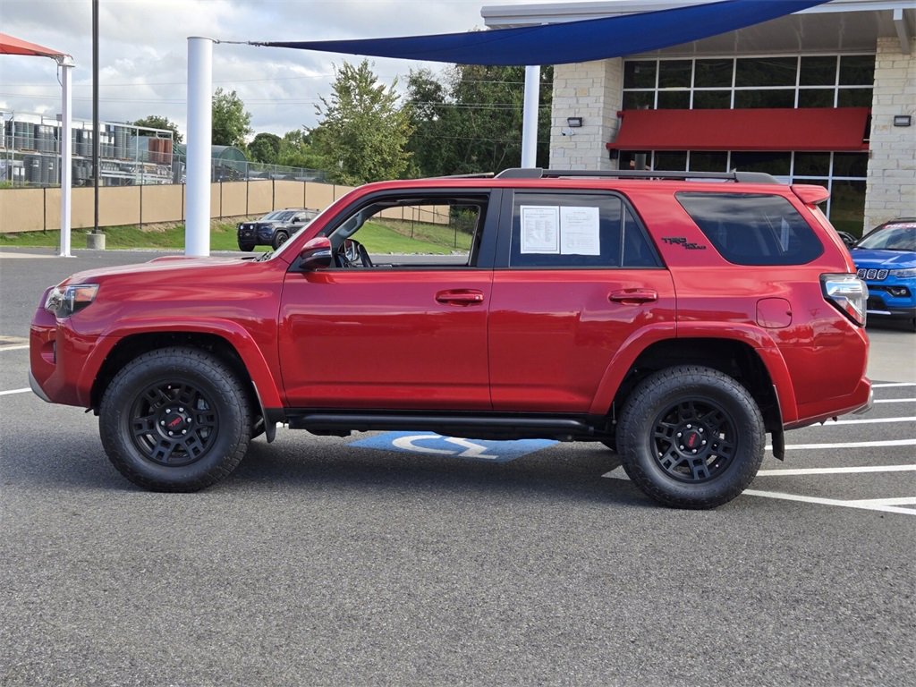 2023 Toyota 4Runner TRD Off-Road Premium photo 2
