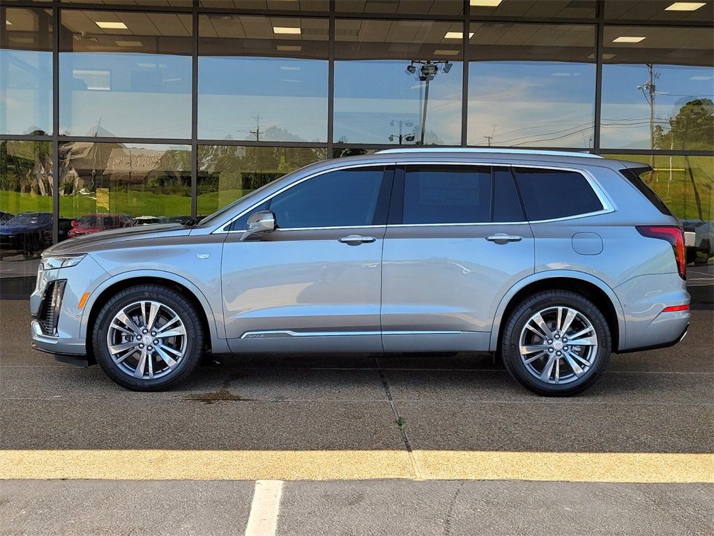 2025 Cadillac XT6 Premium Luxury photo 2