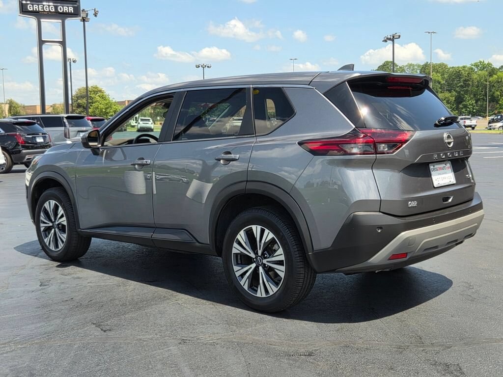 Used 2023 Nissan Rogue SV