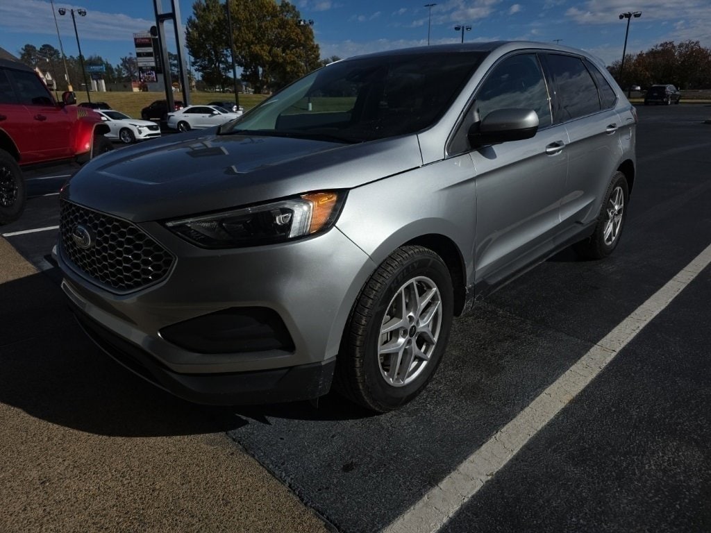 Used 2024 Ford Edge SEL
