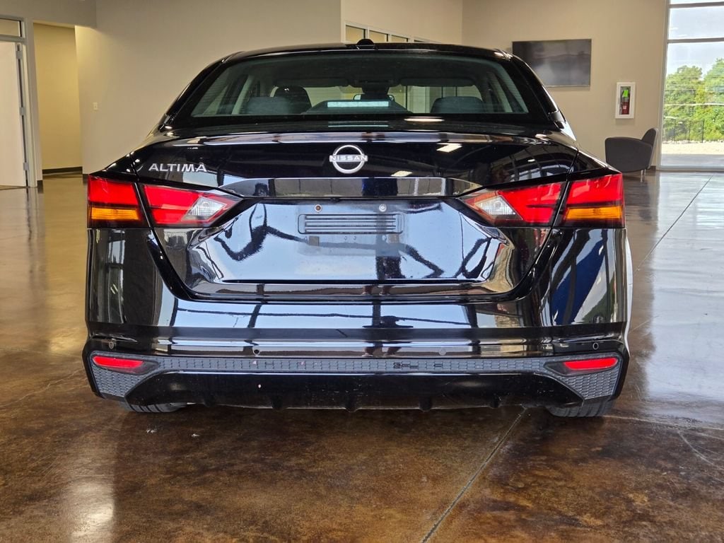 Used 2025 Nissan Altima SV