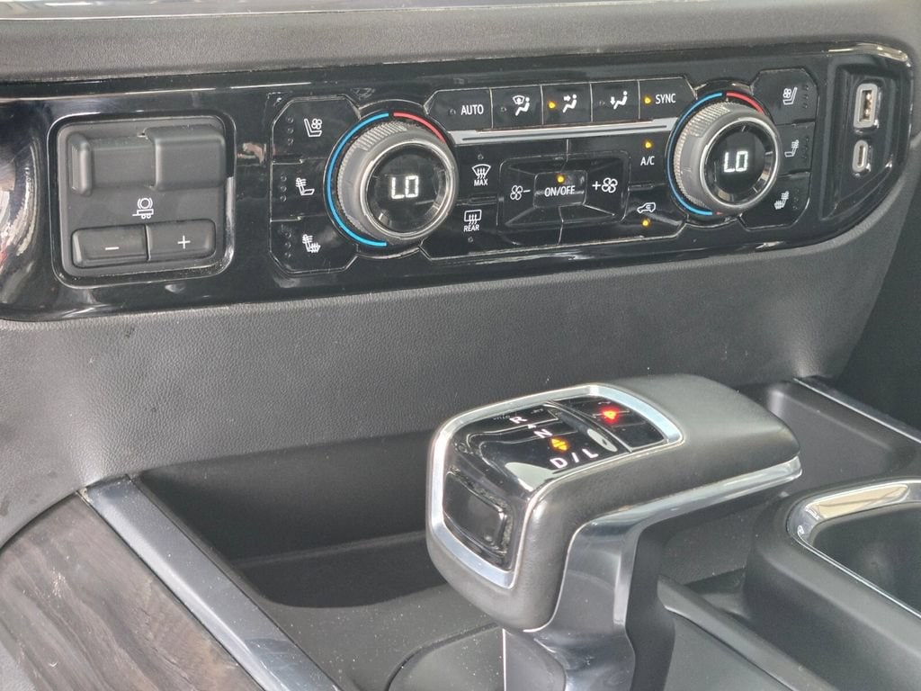 2023 Chevrolet Silverado 1500 LTZ - Photo 25