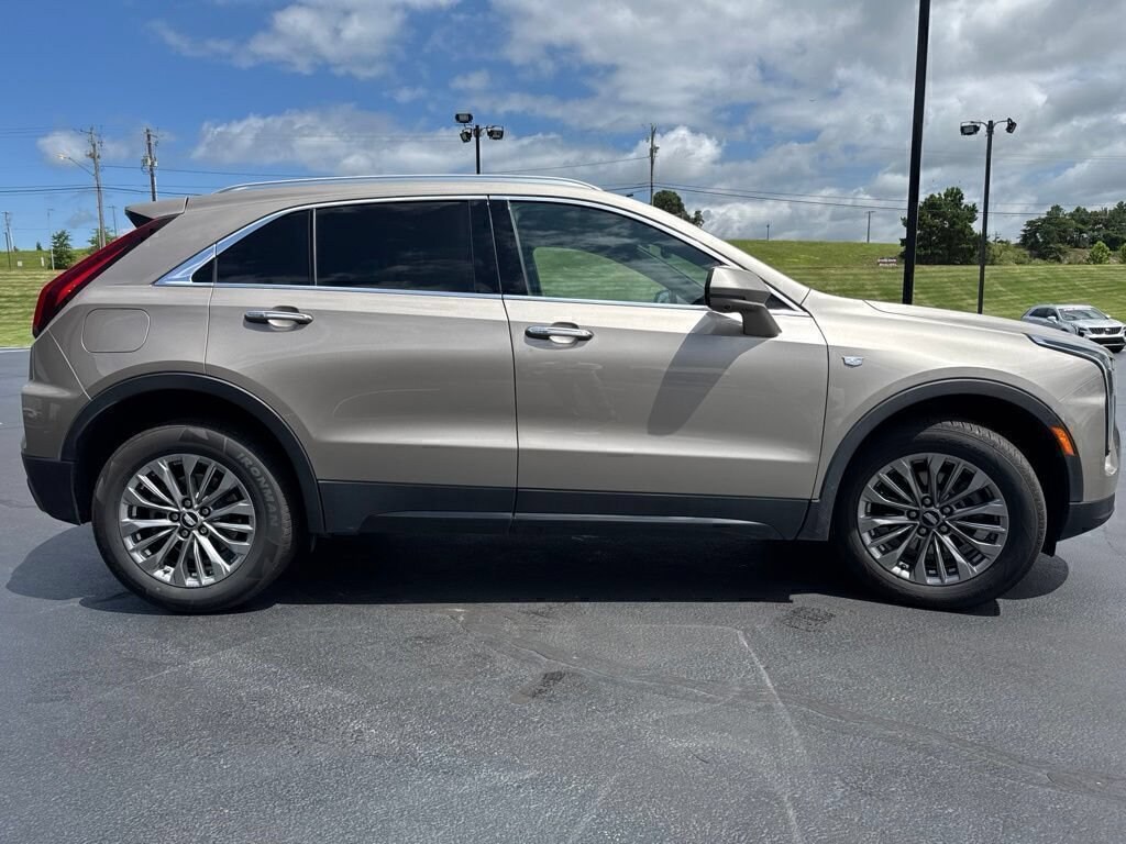 Used 2025 CADILLAC XT4 Premium Luxury SUV