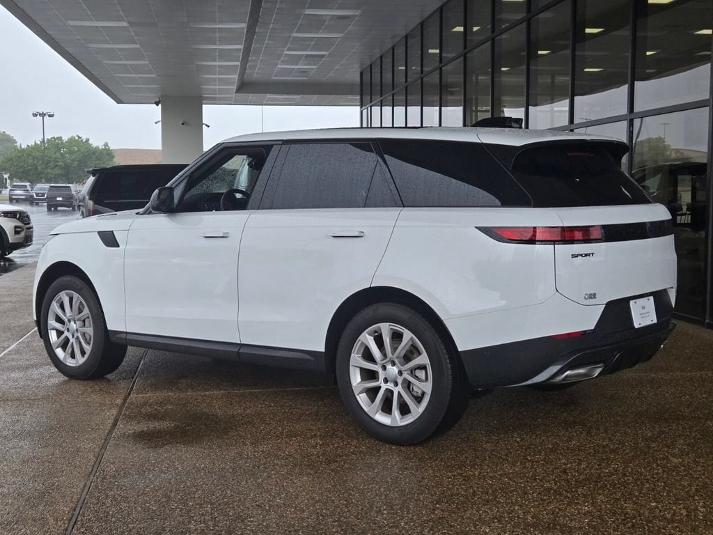 Used 2025 Land Rover Range Rover Sport SE