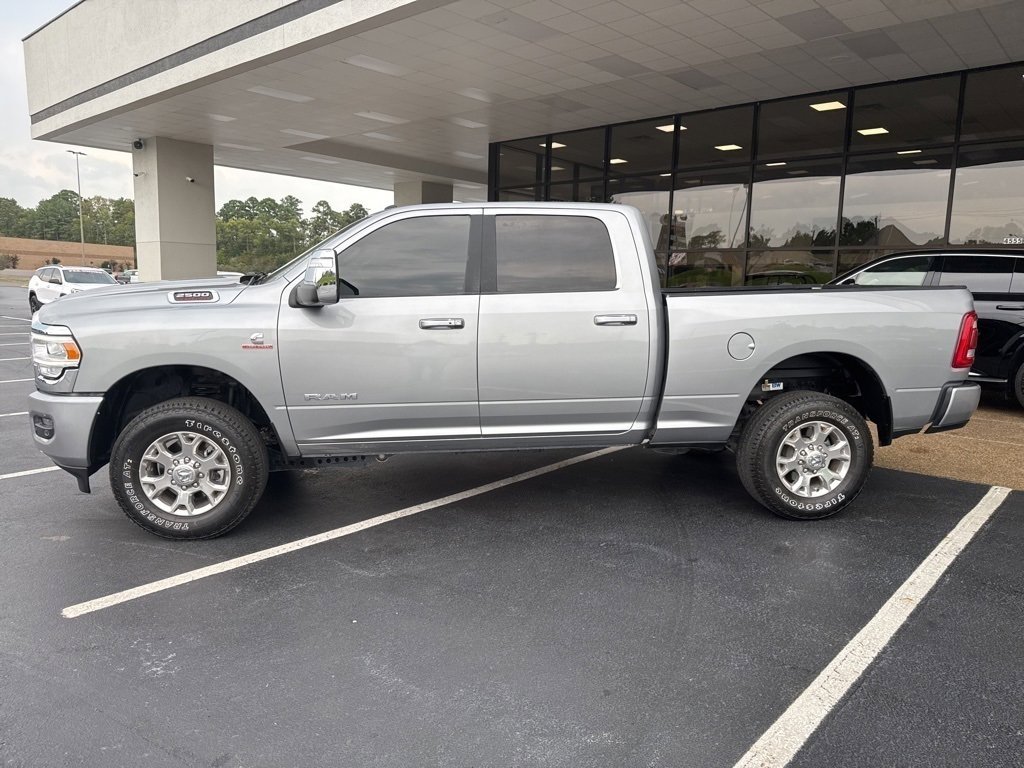 2024 Ram 2500 Laramie photo 2