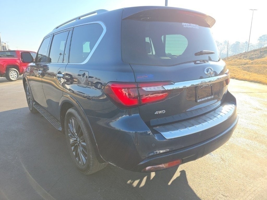 Used 2023 INFINITI QX80 Sensory