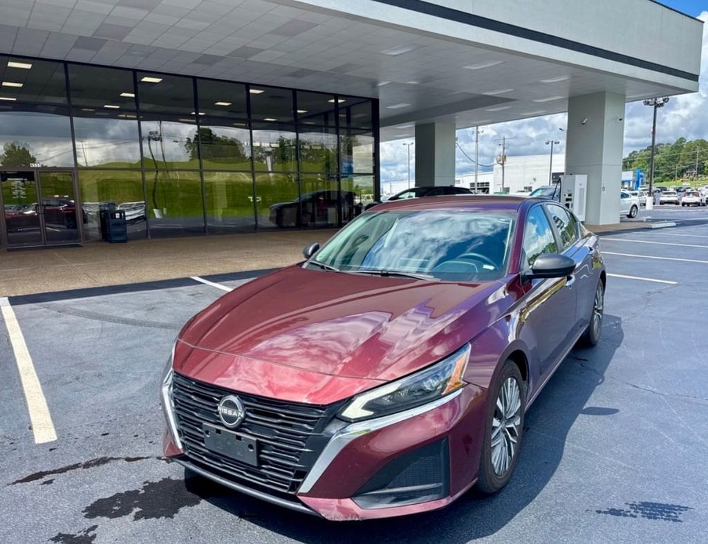 Used 2024 Nissan Altima