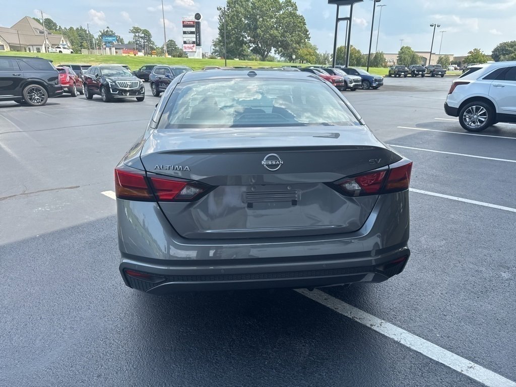2024 Nissan Altima 2.5 SV photo 4