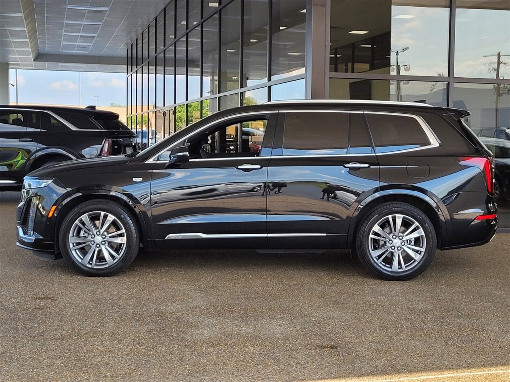 2024 Cadillac XT6 Premium Luxury photo 2