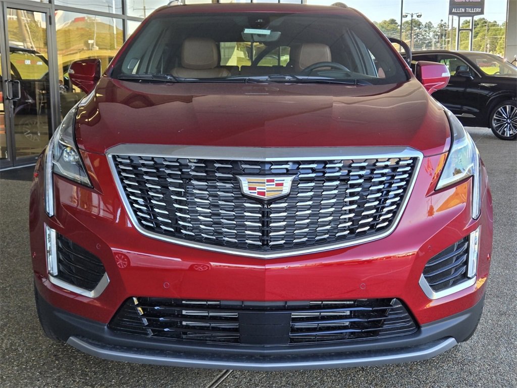 2026 Cadillac XT5 Premium Luxury photo 2