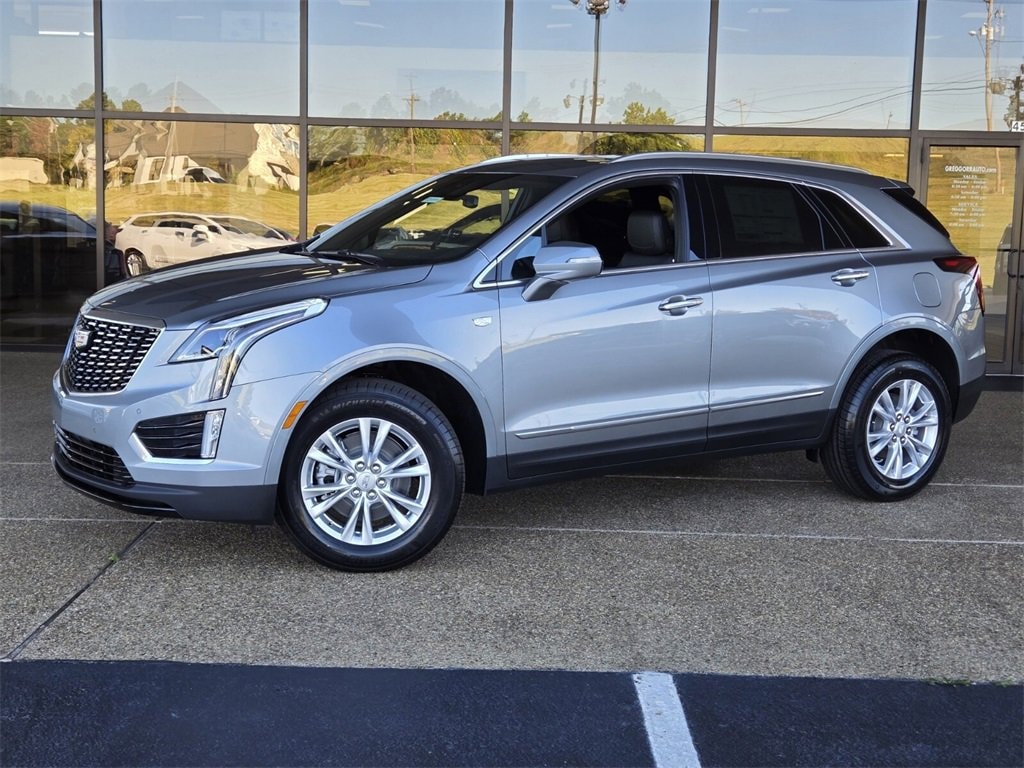 New 2026 CADILLAC XT5 Luxury SUV