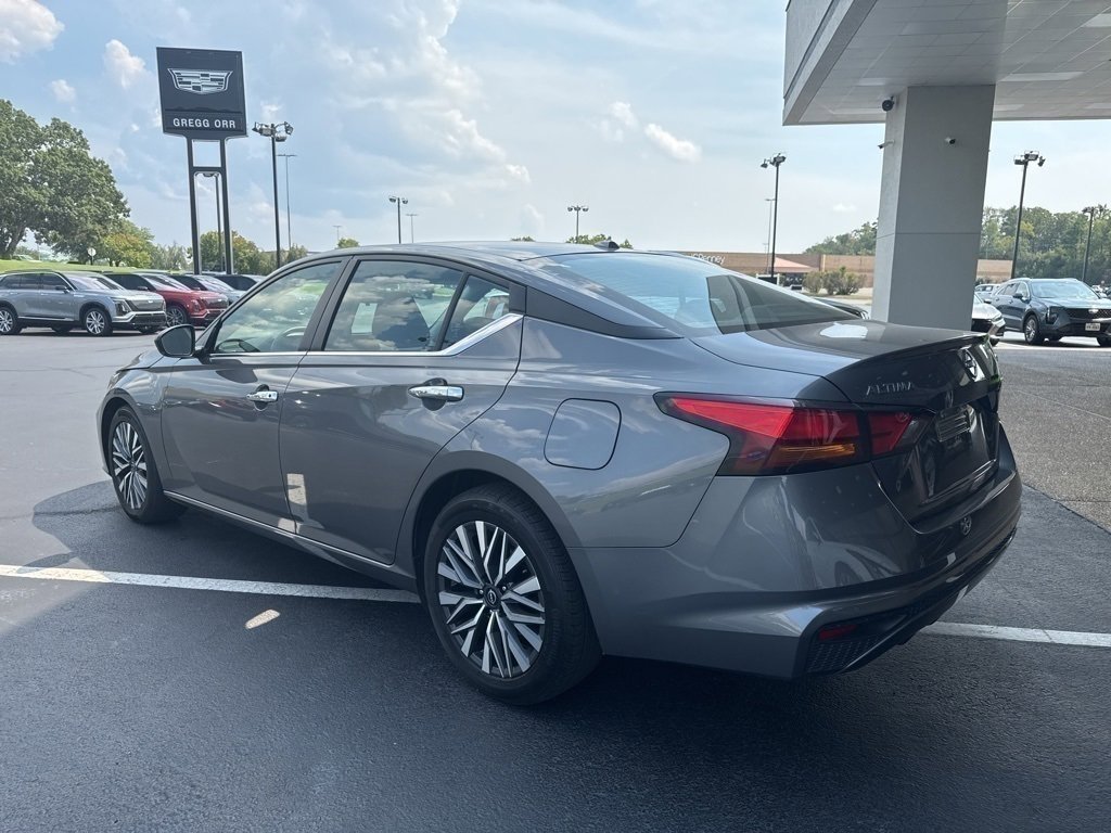 2024 Nissan Altima 2.5 SV photo 3