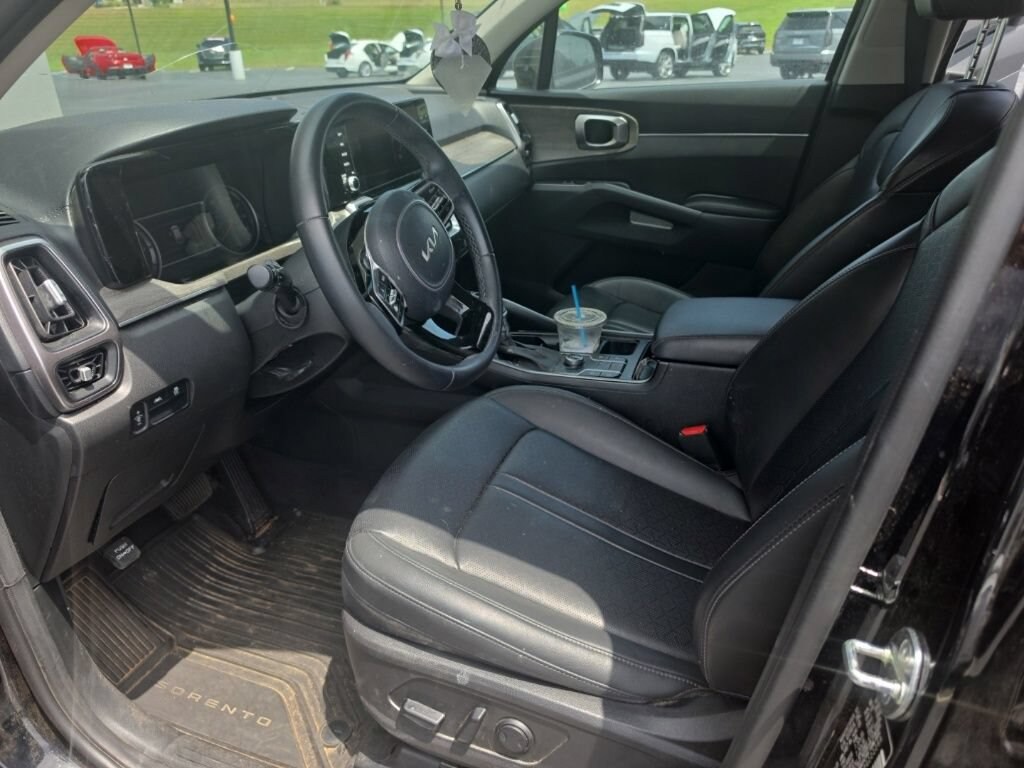 Used 2023 Kia Sorento X-Line S