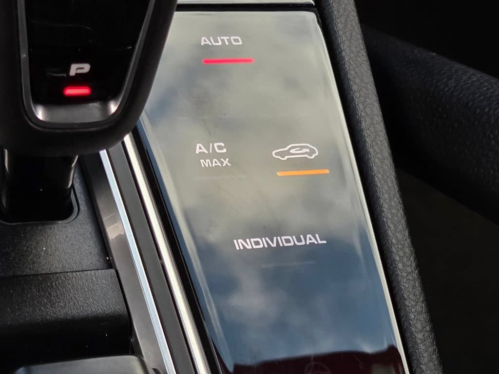 2022 Porsche Cayenne Base - Photo 26