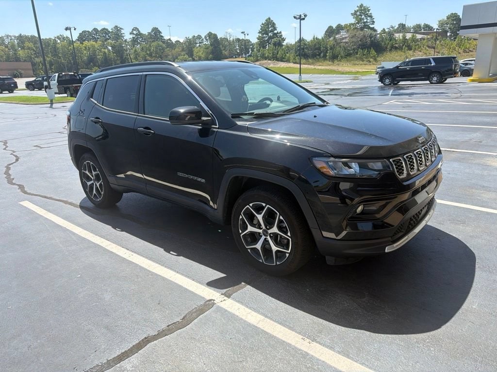 Used 2025 Jeep Compass Limited
