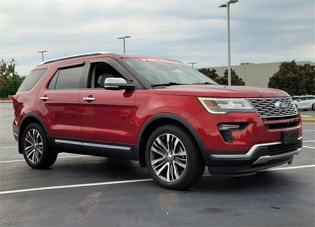 2018 Ford Explorer Platinum photo 3