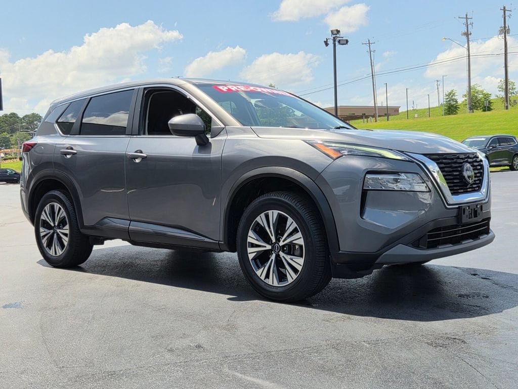 Used 2023 Nissan Rogue SV