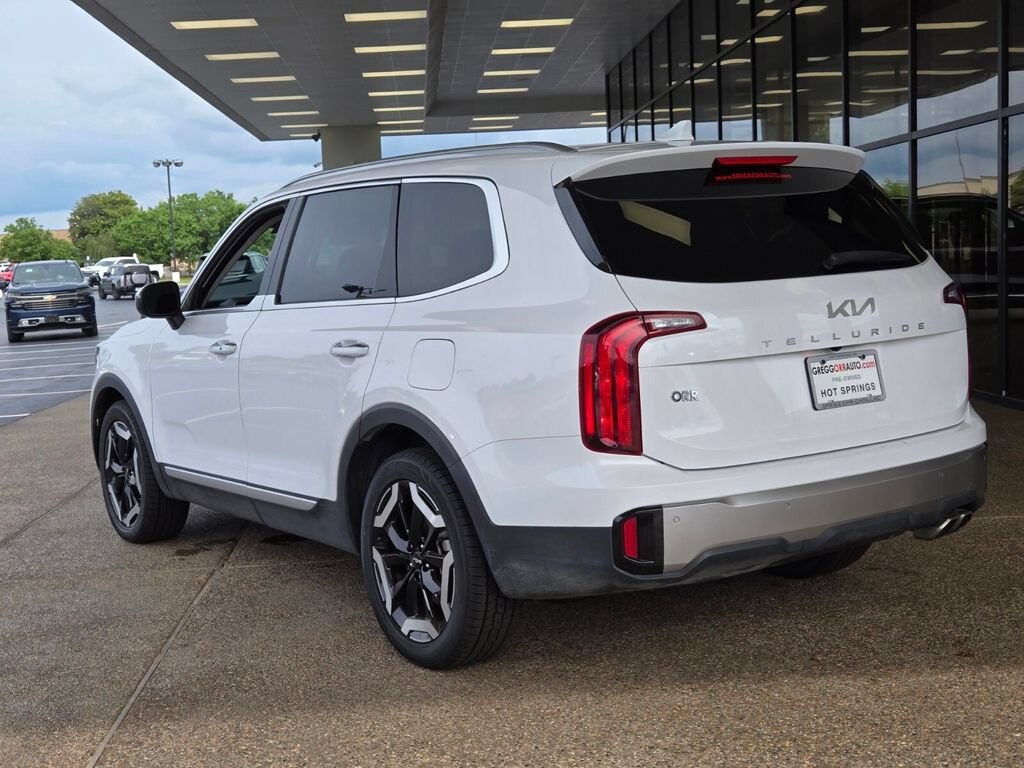 Used 2025 Kia Telluride S