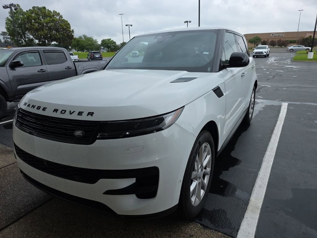 2025 Land Rover Range Rover Sport P360 SE MHEV's photo