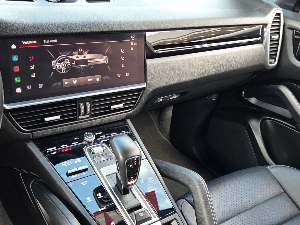 2022 Porsche Cayenne Base - Photo 27