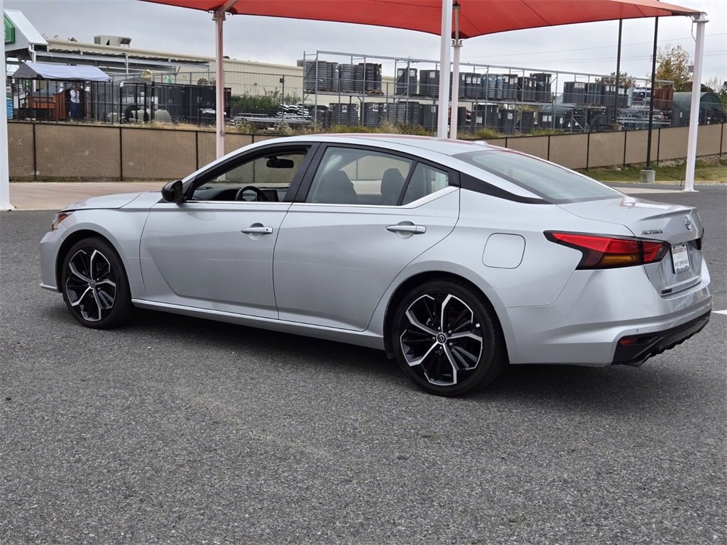 Used 2023 Nissan Altima 2.5 SR