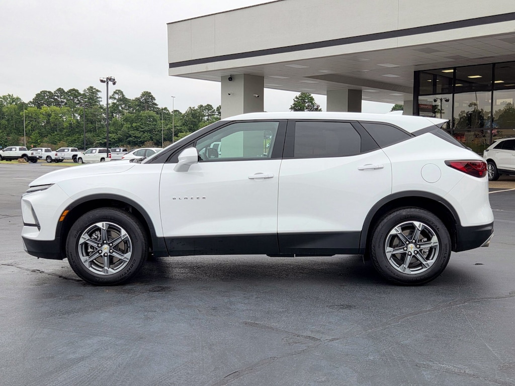 Used 2025 Chevrolet Blazer 2LT SUV