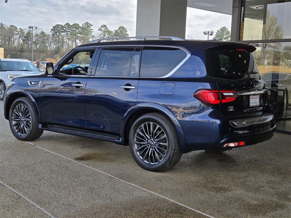 Used 2023 INFINITI QX80 Sensory