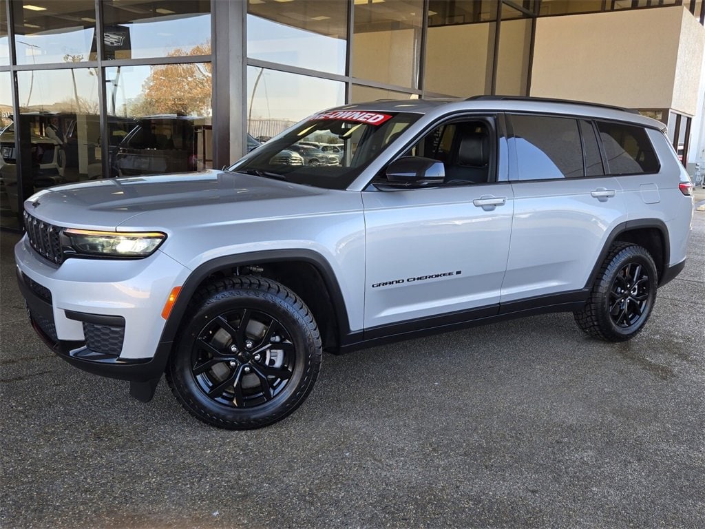 Used 2024 Jeep Grand Cherokee L Altitude