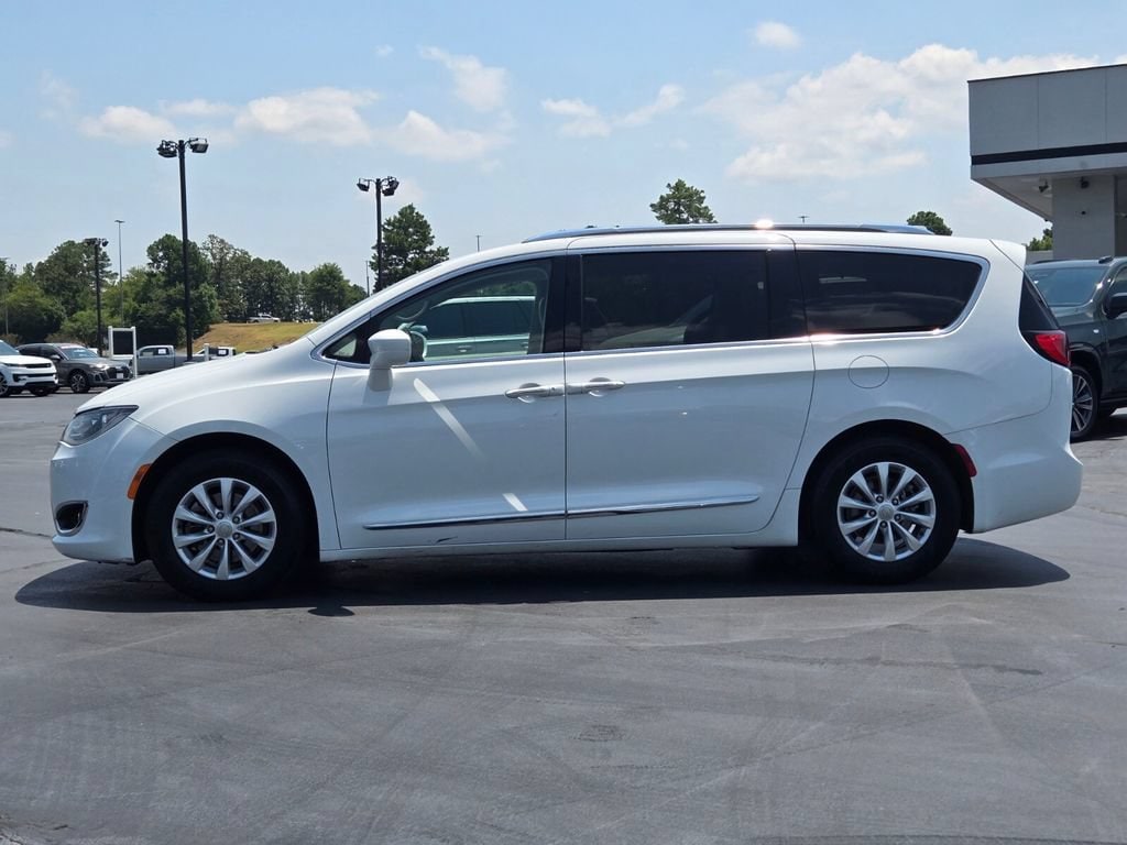 Used 2018 Chrysler Pacifica Touring L Plus with VIN 2C4RC1EG3JR108243 for sale in Hot Springs, AR