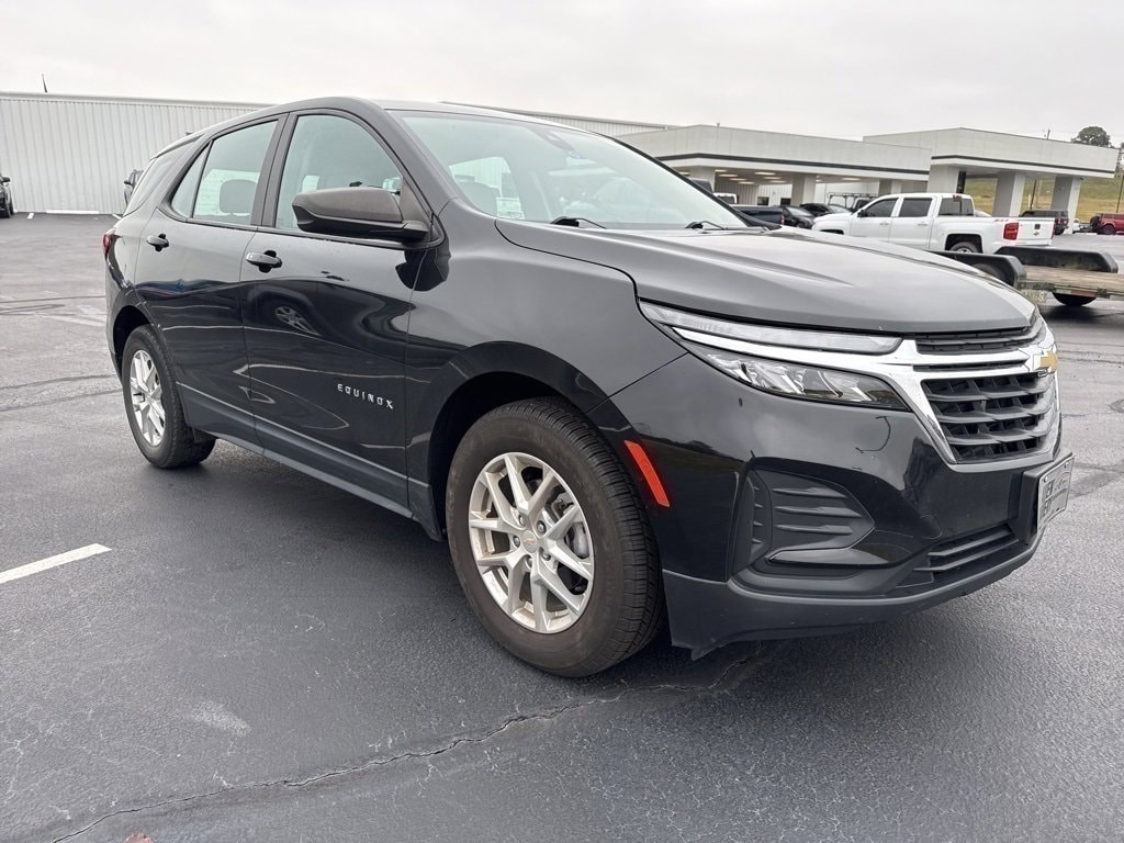 Used 2022 Chevrolet Equinox LS SUV