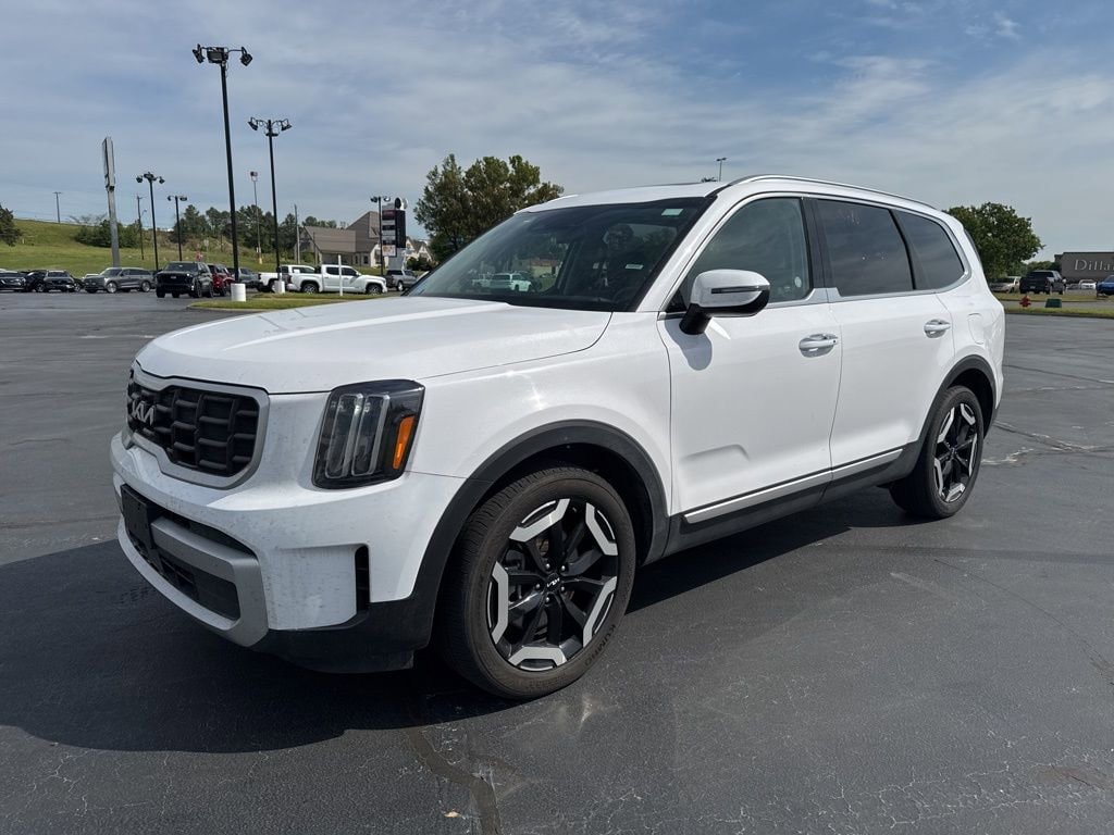 Used 2025 Kia Telluride S