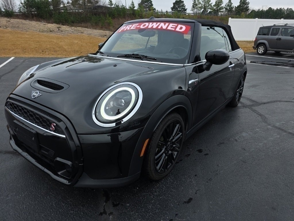 2024 MINI Convertible S's photo