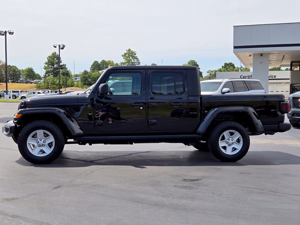 Used 2022 Jeep Gladiator Sport S