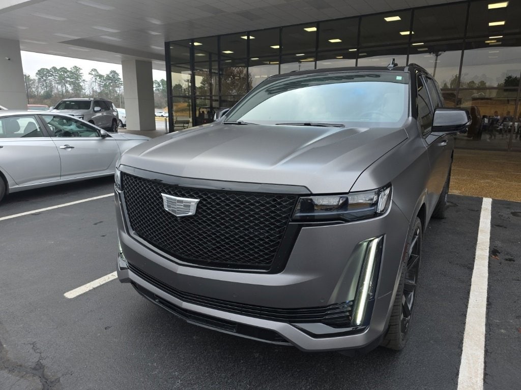 2024 Cadillac Escalade Sport's photo