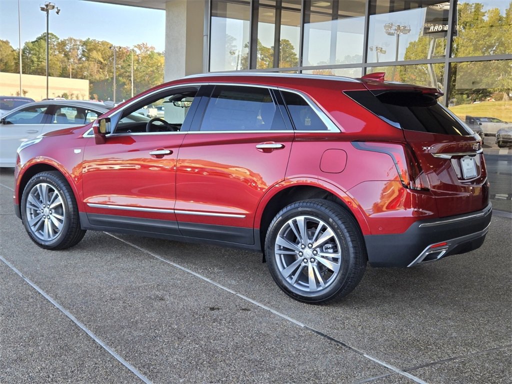 2026 Cadillac XT5 Premium Luxury photo 4