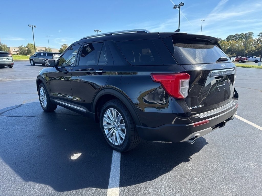 2022 Ford Explorer Limited photo 2