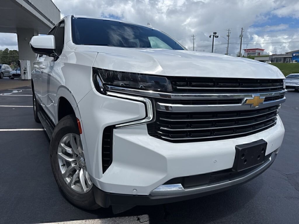 Used 2023 Chevrolet Suburban LT SUV