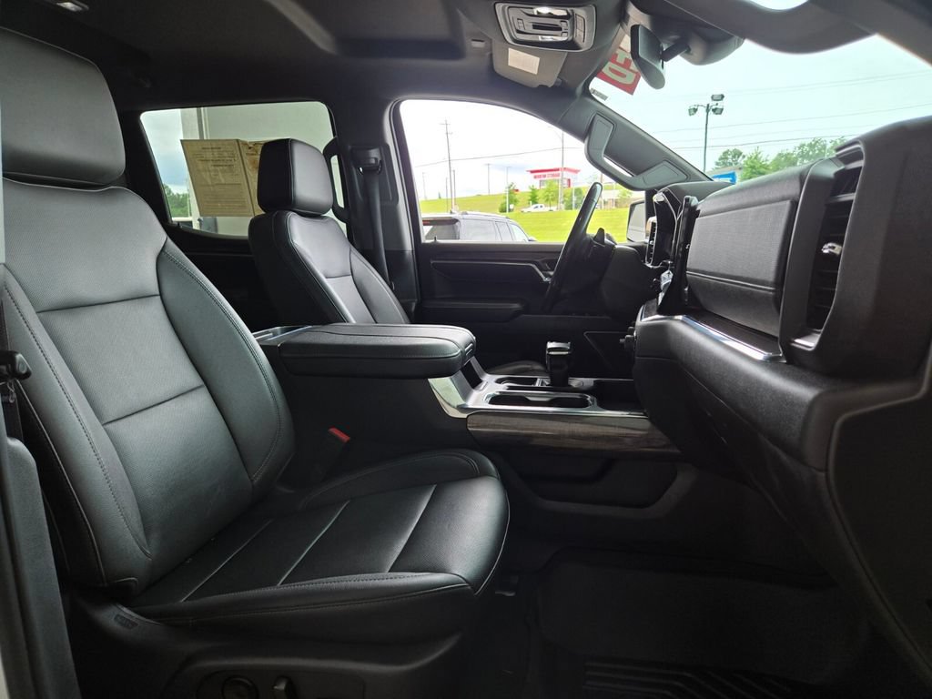 2023 Chevrolet Silverado 1500 LTZ - Photo 21