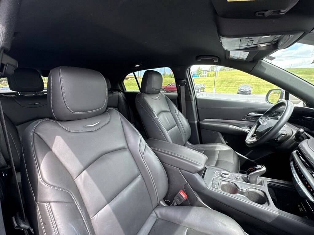 Used 2025 CADILLAC XT4 Premium Luxury SUV