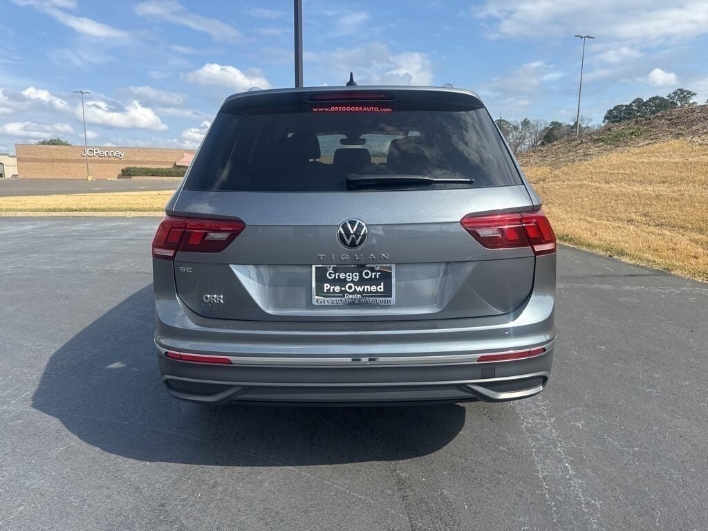 Used 2024 Volkswagen Tiguan SE