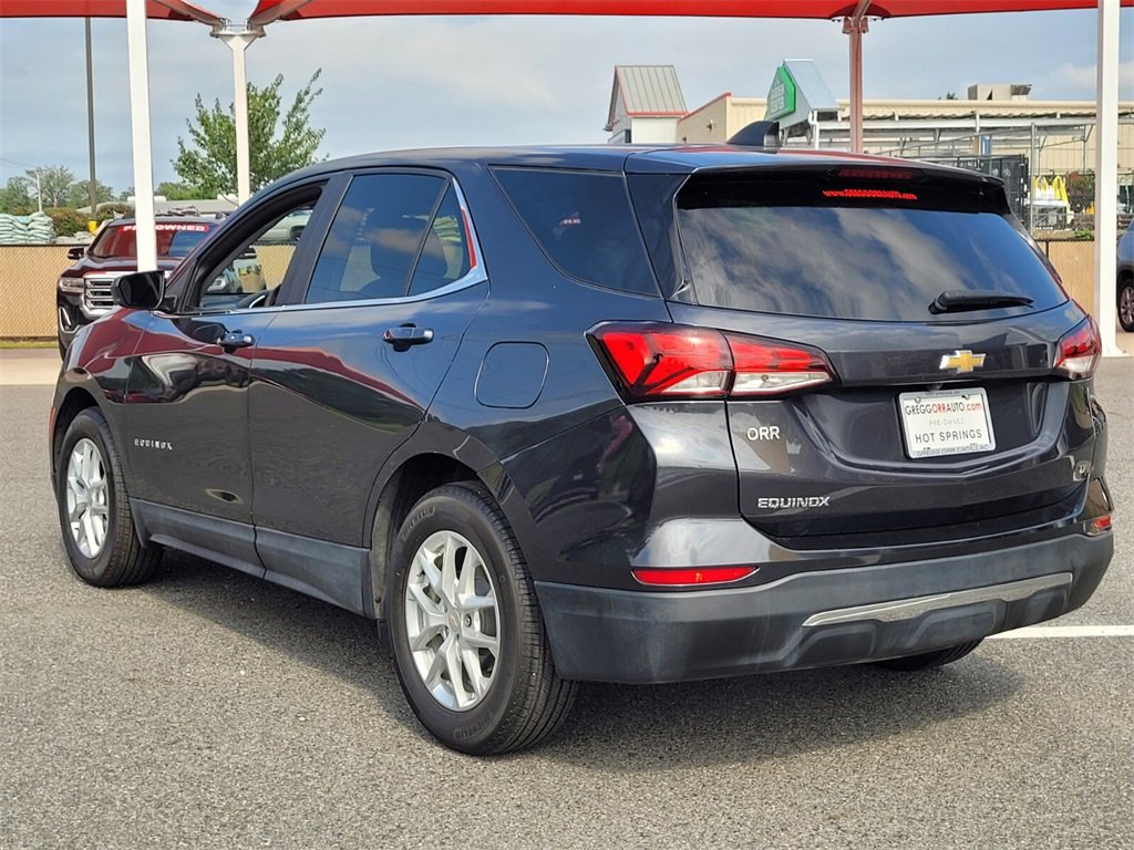 2023 Chevrolet Equinox LT photo 2