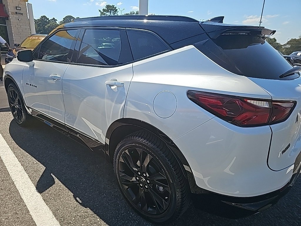 2022 Chevrolet Blazer RS photo 2