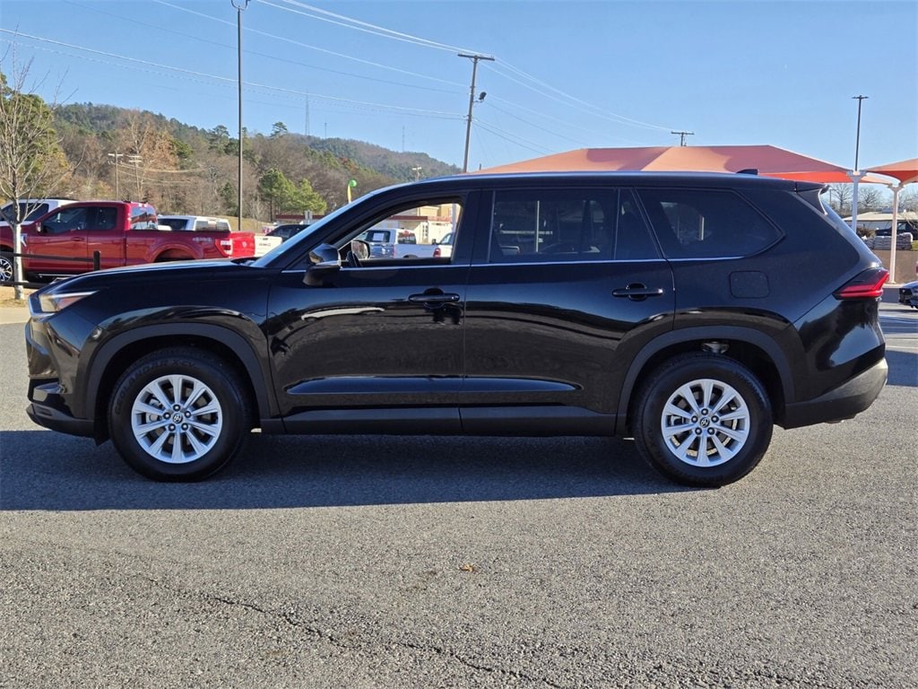 Used 2025 Toyota Grand Highlander XLE