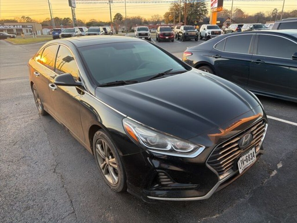 Used 2018 Hyundai Sonata Limited Sedan