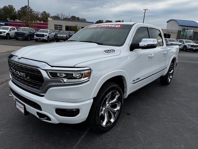 2024 Ram 1500 Limited photo 2