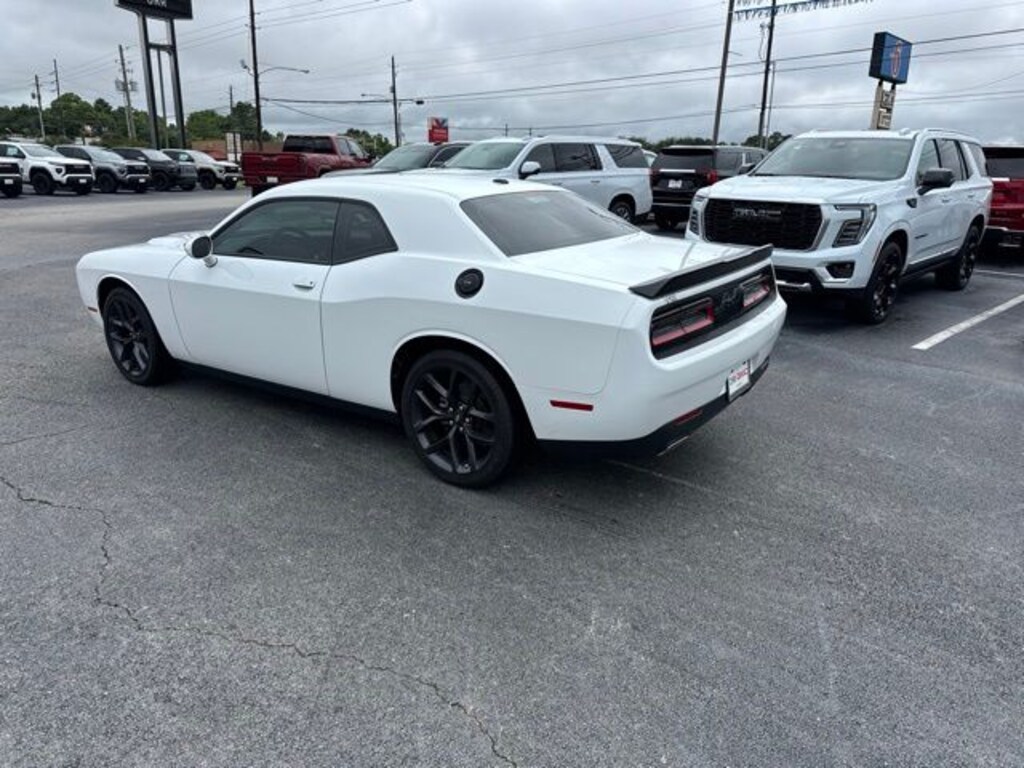 Used 2023 Dodge Challenger SXT Coupe
