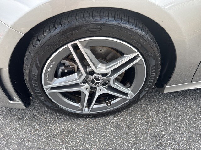 2019 Mercedes Benz A 220 photo 2