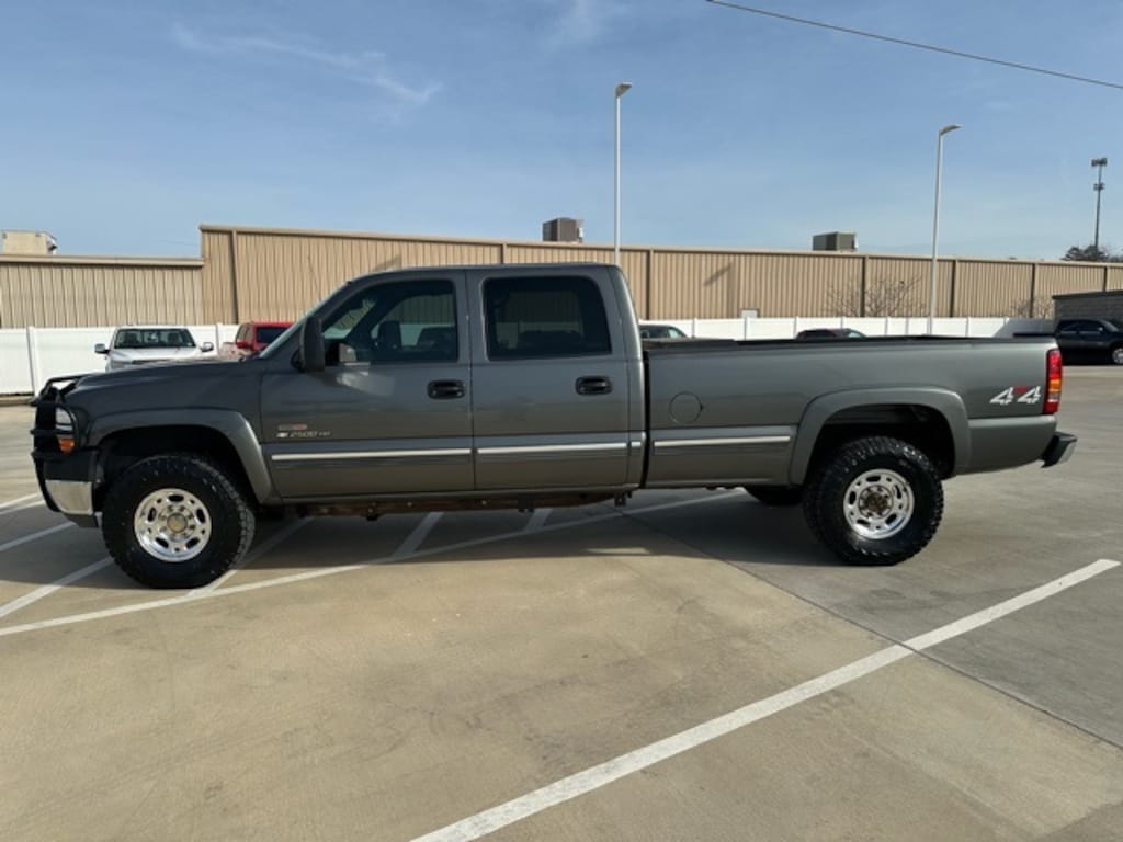 Used 2002 Chevrolet Silverado 2500HD LS Truck
