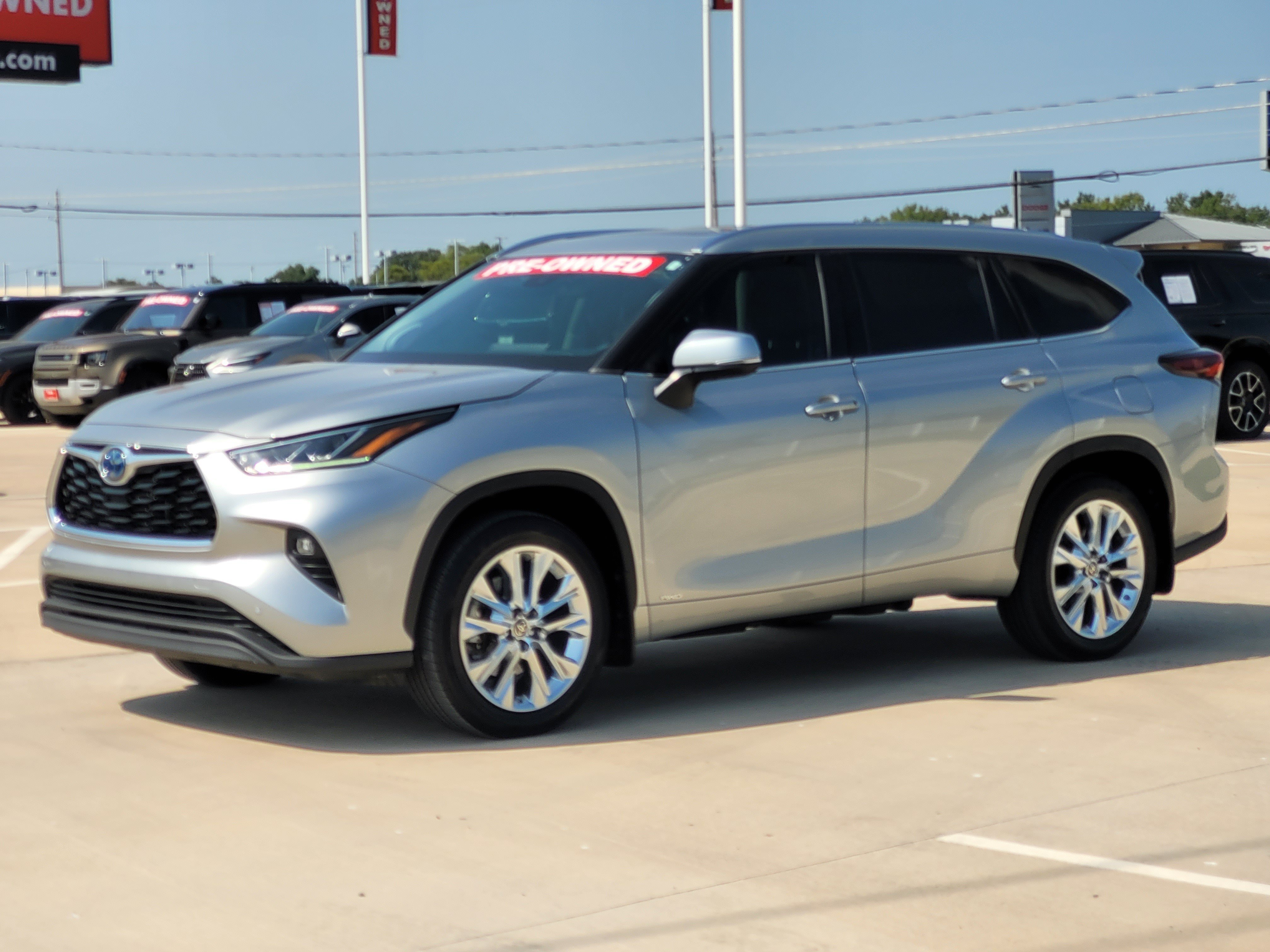 Used 2024 Toyota Highlander Hybrid Limited SUV